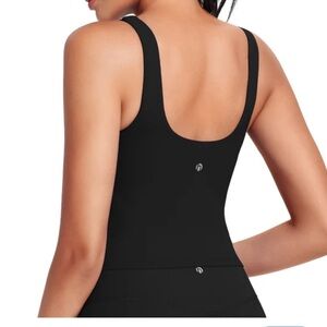 HeyNuts Black Women's built-in bra cropped Tank Top belly shirt thick strap 8/10